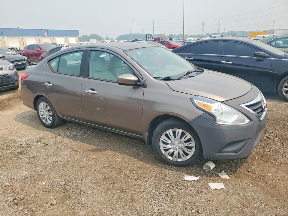 2015 Nissan Versa მანქანა იყიდება აუქციონზე, vin: 3N1CN7AP7FL843016, აუქციონის ნომერი: 61665906
