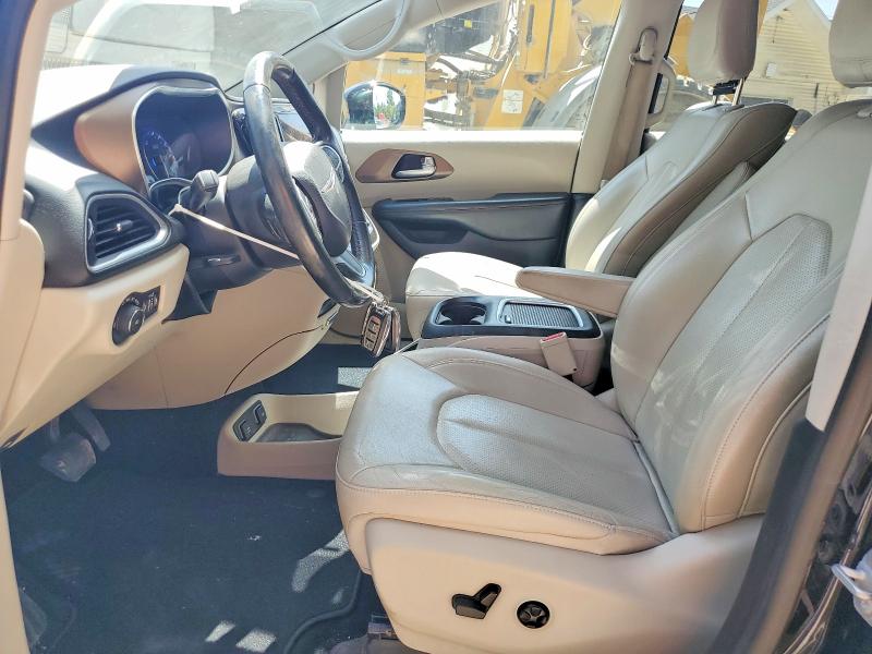 58767246 :رقم المزاد ، 2C4RC1EG5JR122208 vin ، 2018 Chrysler Pacifica مزاد بيع