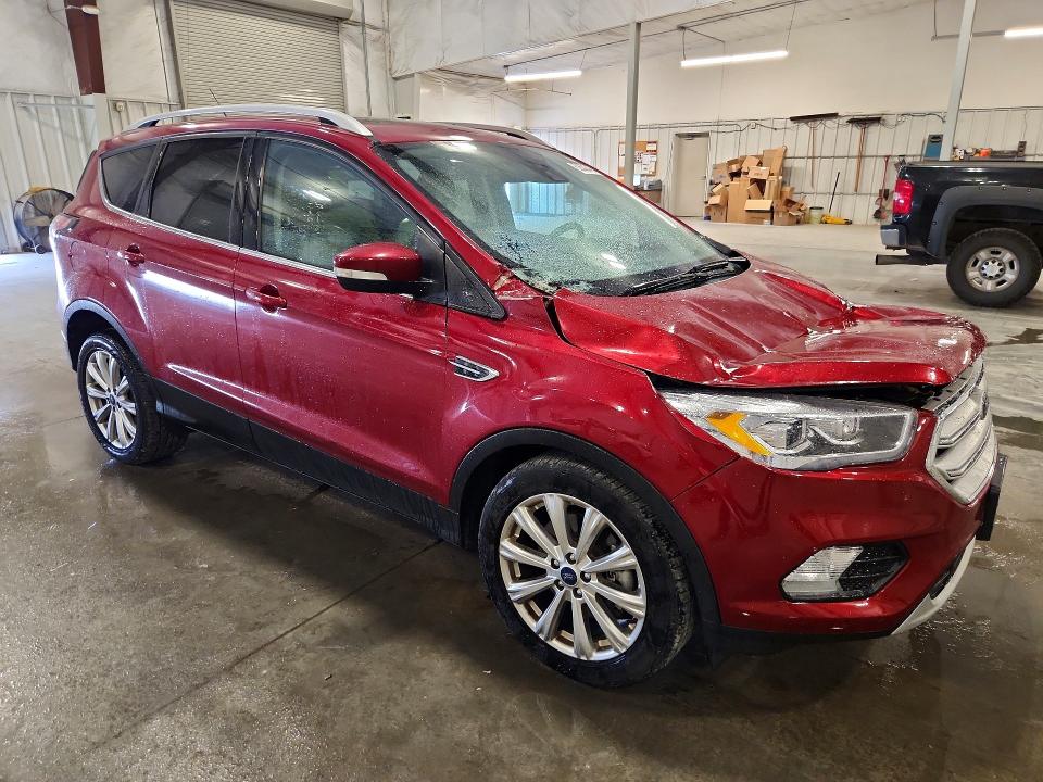 2017 Ford Escape მანქანა იყიდება აუქციონზე, vin: 1FMCU9J95HUA48810, აუქციონის ნომერი: 62632346