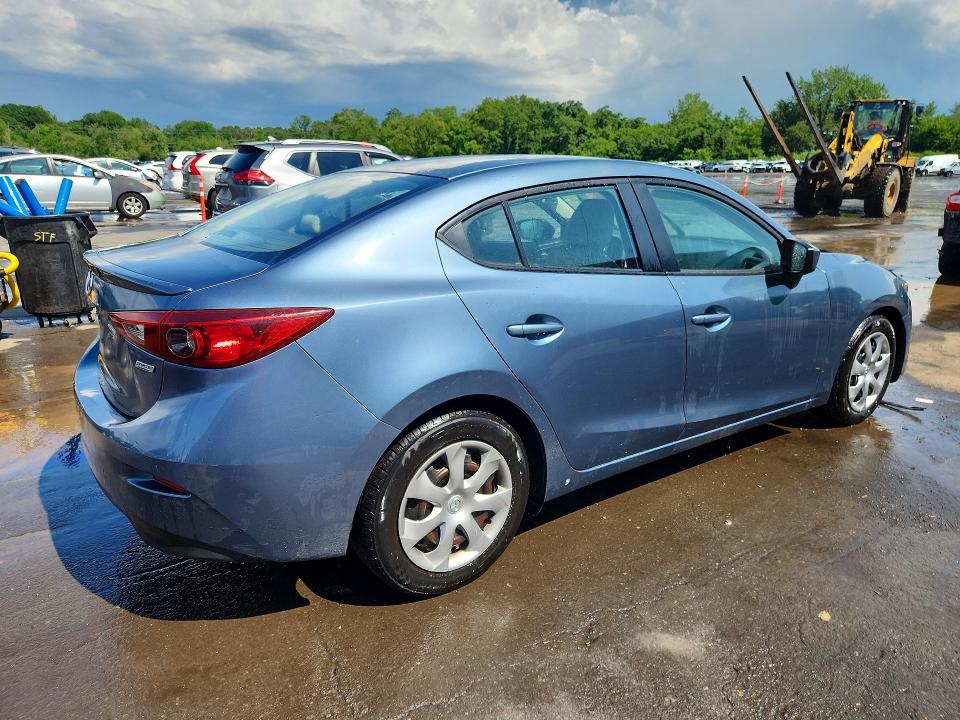 2015 Mazda 3 მანქანა იყიდება აუქციონზე, vin: JM1BM1T72F1240052, აუქციონის ნომერი: 62292436