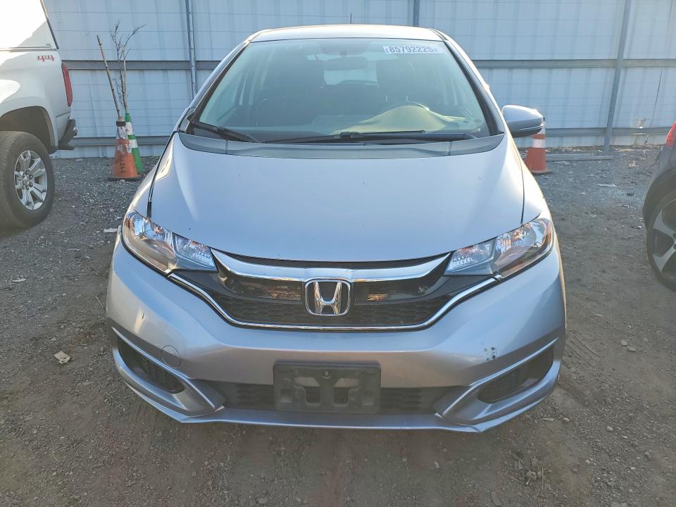 2018 Honda Fit მანქანა იყიდება აუქციონზე, vin: 3HGGK5H41JM736197, აუქციონის ნომერი: 85792225