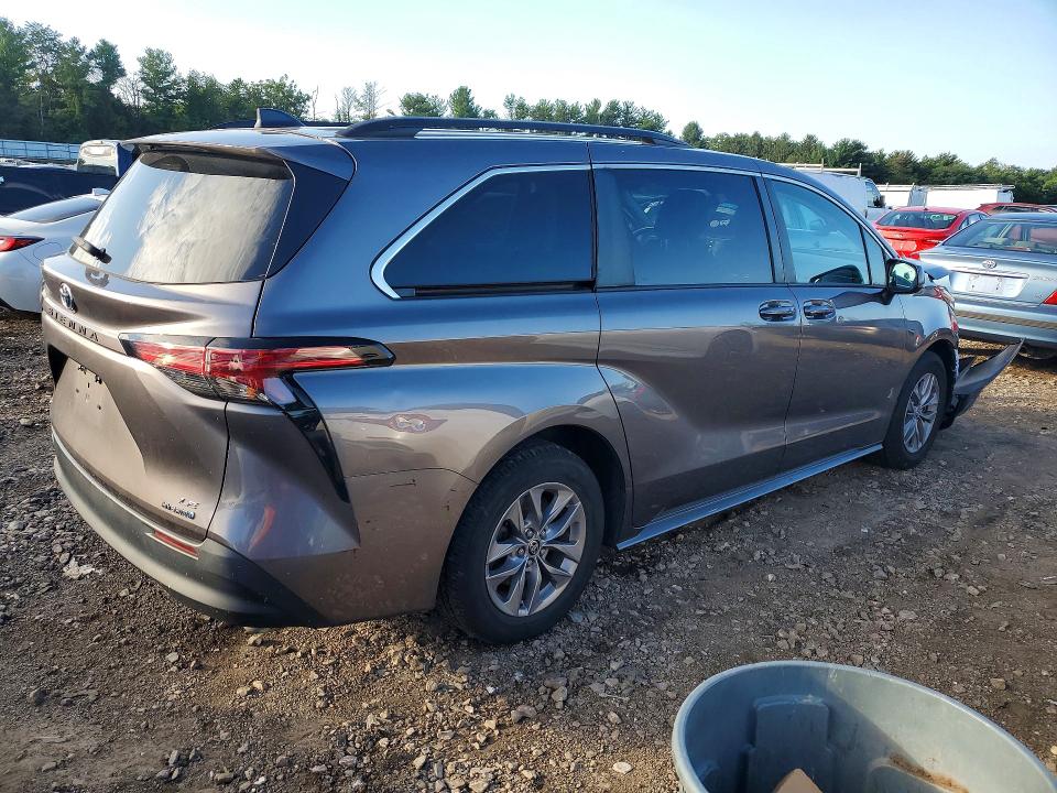 Продаж на аукціоні авто 2022 Toyota Sienna, vin: 5TDKSKFC8NS042386, номер лоту: 61993456