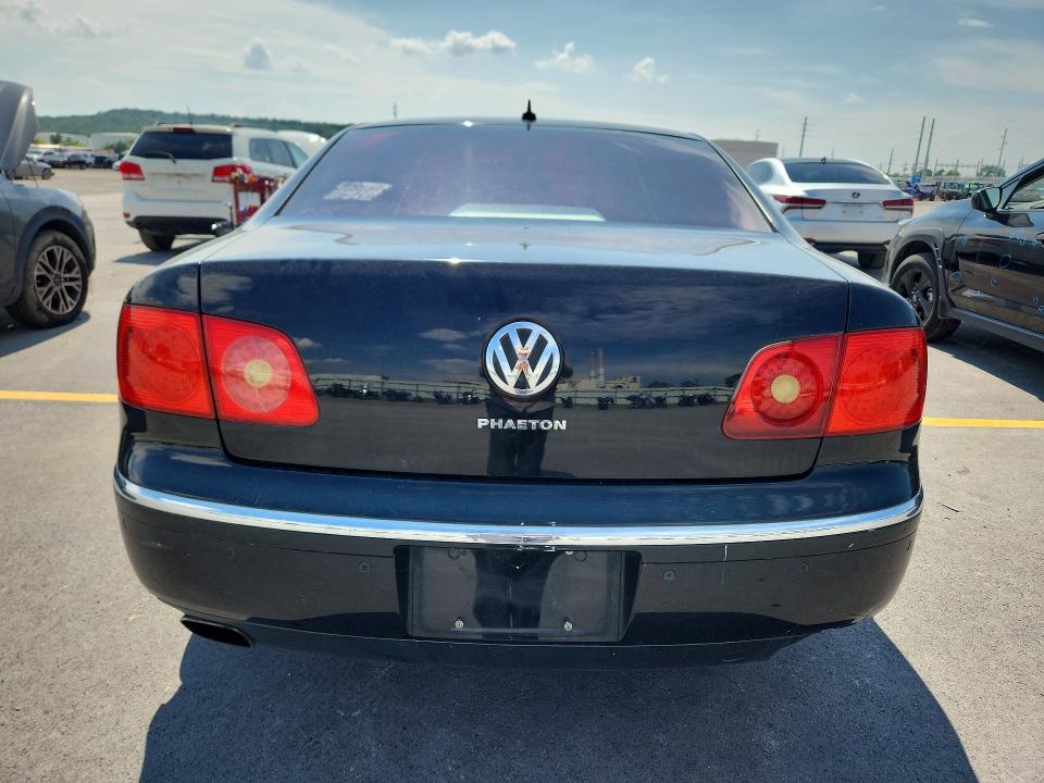 2005 Volkswagen Phaeton მანქანა იყიდება აუქციონზე, vin: WVWAF03DX58004583, აუქციონის ნომერი: 61171546