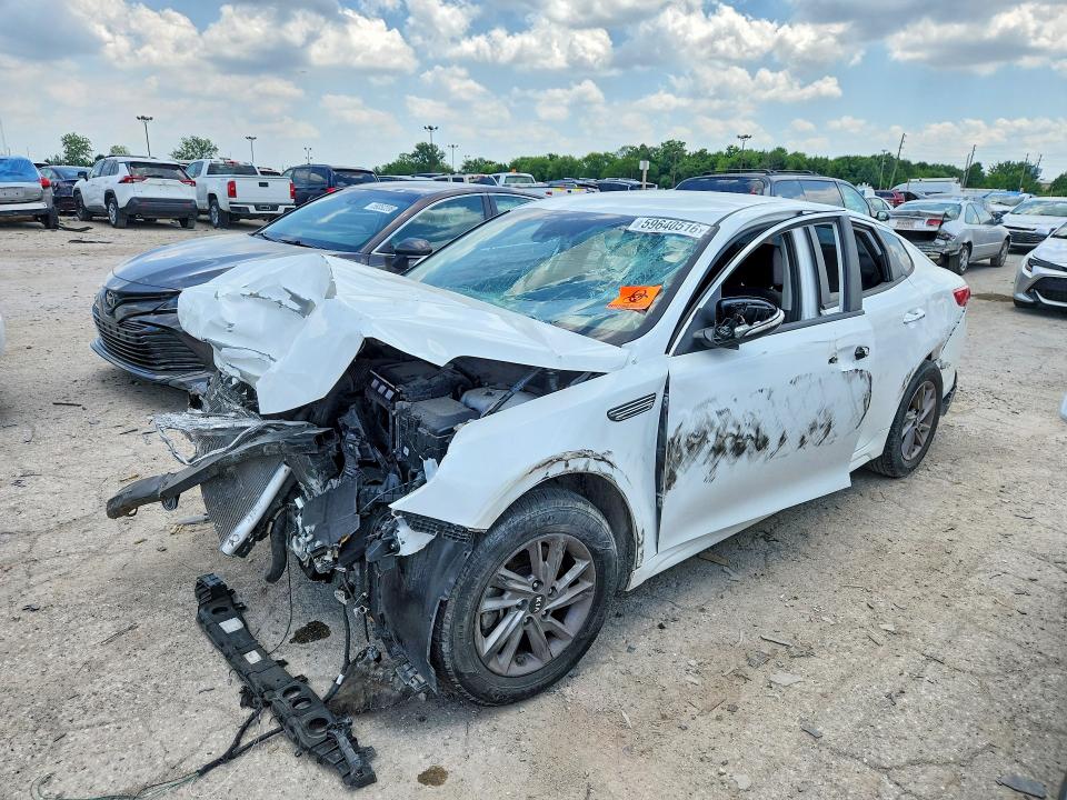 2020 Kia Optima მანქანა იყიდება აუქციონზე, vin: 5XXGT4L35LG427745, აუქციონის ნომერი: 59640516