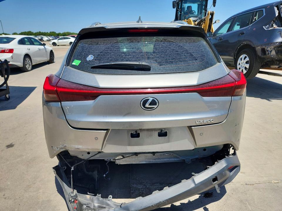 59735066 :رقم المزاد ، JTHY3JBH8K2019016 vin ، 2019 Lexus Ux مزاد بيع