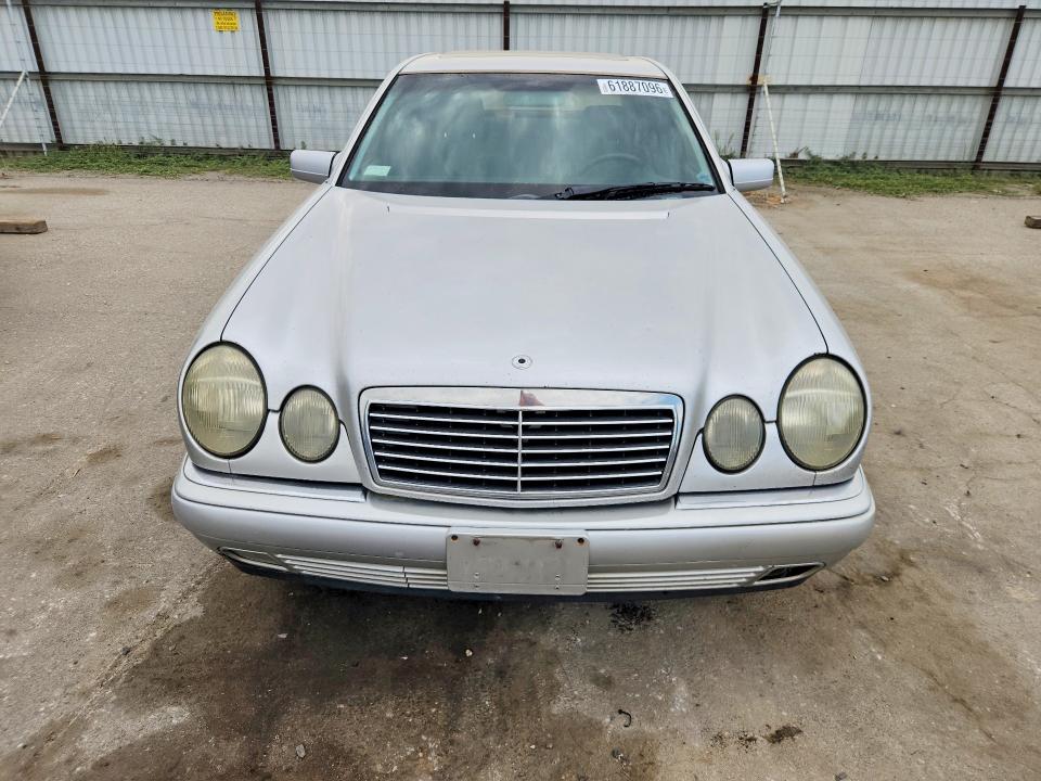 Продаж на аукціоні авто 1999 Mercedes-benz E, vin: WDBJF65H9XA904596, номер лоту: 61887096