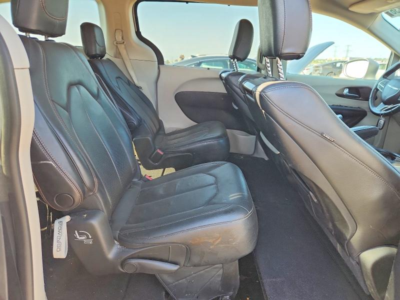 Продажа на аукционе авто 2018 Chrysler Pacifica, vin: 2C4RC1EG1JR294252, номер лота: 61296836