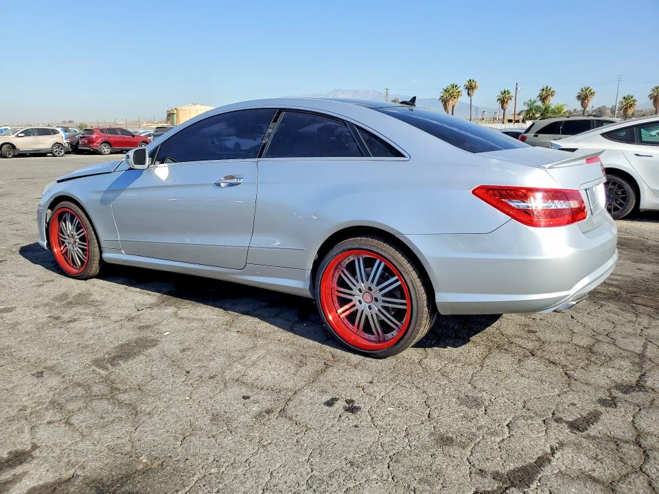 61368686 :رقم المزاد ، WDDKJ7CB5AF014783 vin ، 2010 Mercedes-benz E مزاد بيع