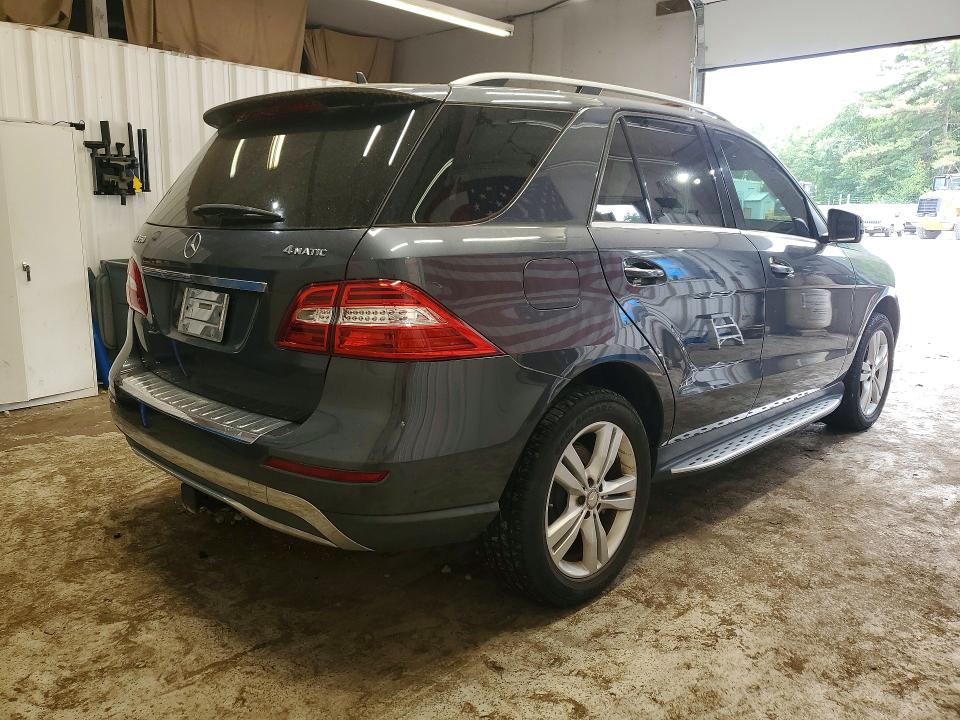 Продажа на аукционе авто 2015 Mercedes-benz Ml, vin: 4JGDA5HB6FA564347, номер лота: 61175206