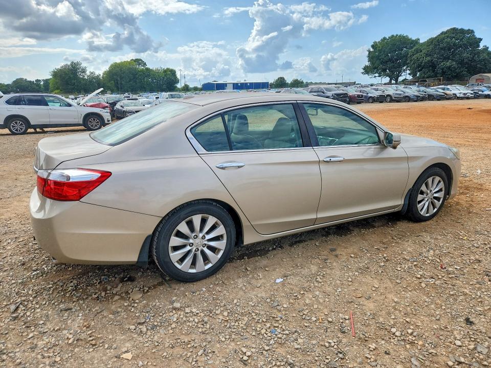 2013 Honda Accord მანქანა იყიდება აუქციონზე, vin: 1HGCR2F80DA097469, აუქციონის ნომერი: 62279036