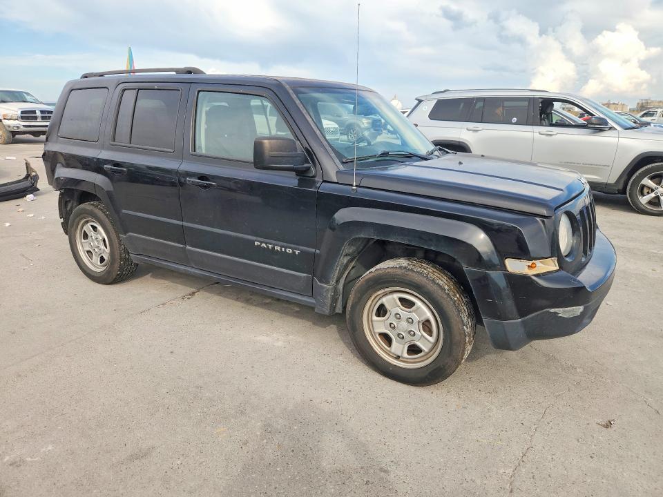 60172716 :رقم المزاد ، 1C4NJPBB5HD121055 vin ، 2017 Jeep Patriot مزاد بيع
