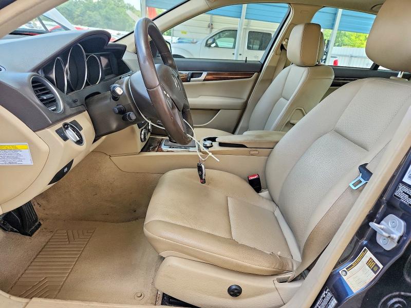 2013 Mercedes-benz C მანქანა იყიდება აუქციონზე, vin: WDDGF4HB9DR294337, აუქციონის ნომერი: 61298756