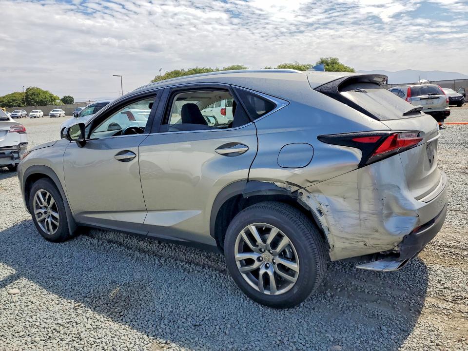 2015 Lexus Nx მანქანა იყიდება აუქციონზე, vin: JTJYARBZ2F2003962, აუქციონის ნომერი: 61025046