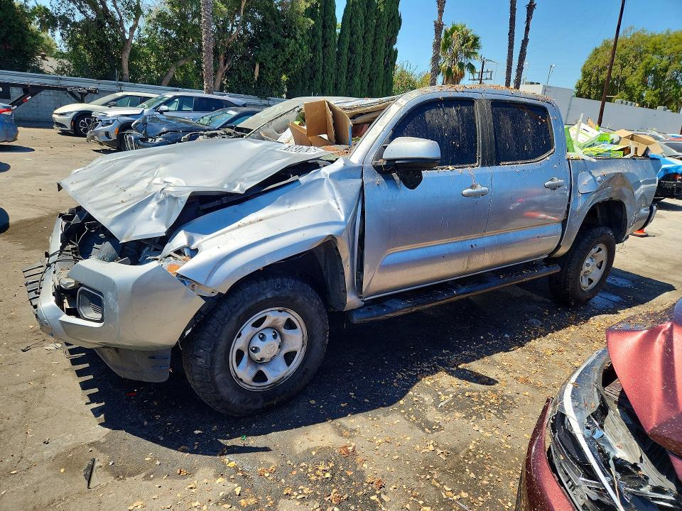61837076 :رقم المزاد ، 3TYAX5GN5NT037388 vin ، 2022 Toyota Tacoma مزاد بيع