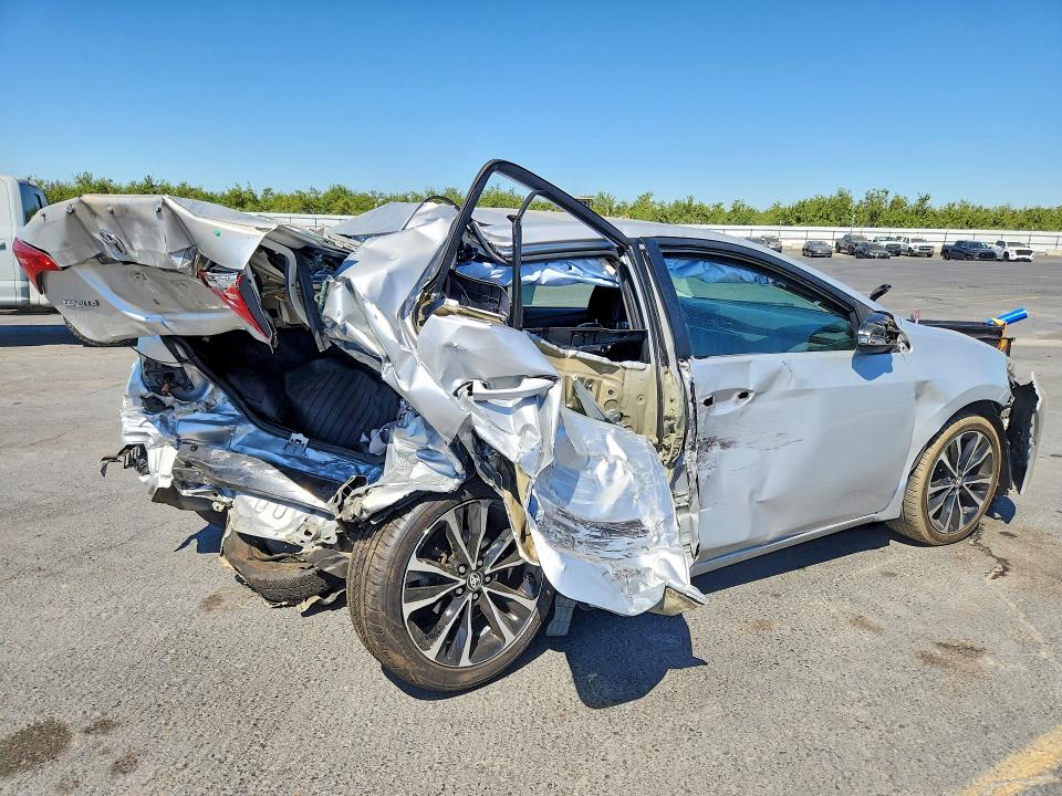 Продаж на аукціоні авто 2018 Toyota Corolla, vin: 5YFBURHEXJP773468, номер лоту: 60688236