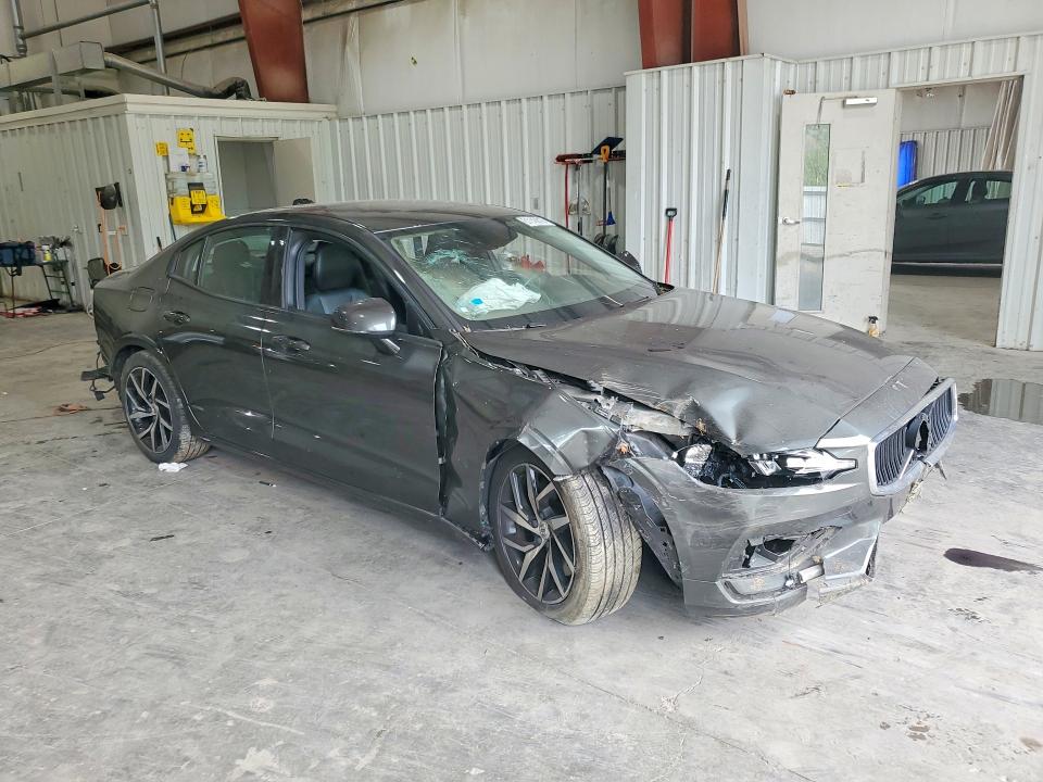 61140816 :رقم المزاد ، 7JRA22TK7KG005263 vin ، 2019 Volvo S60 مزاد بيع