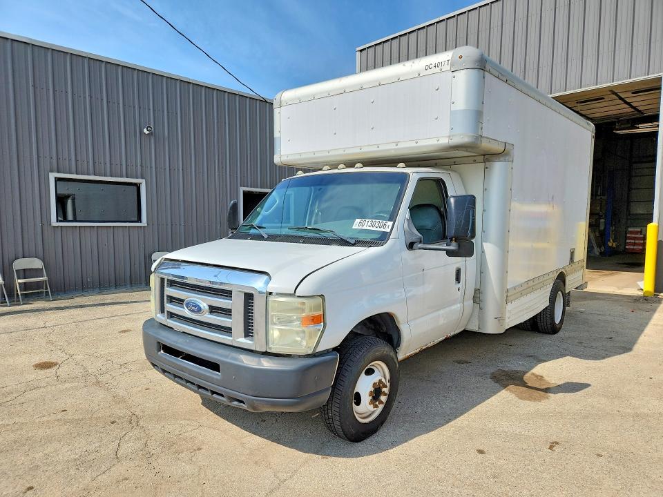 60130306 :رقم المزاد ، 1FDXE45SX8DB19143 vin ، 2008 Ford Econoline مزاد بيع