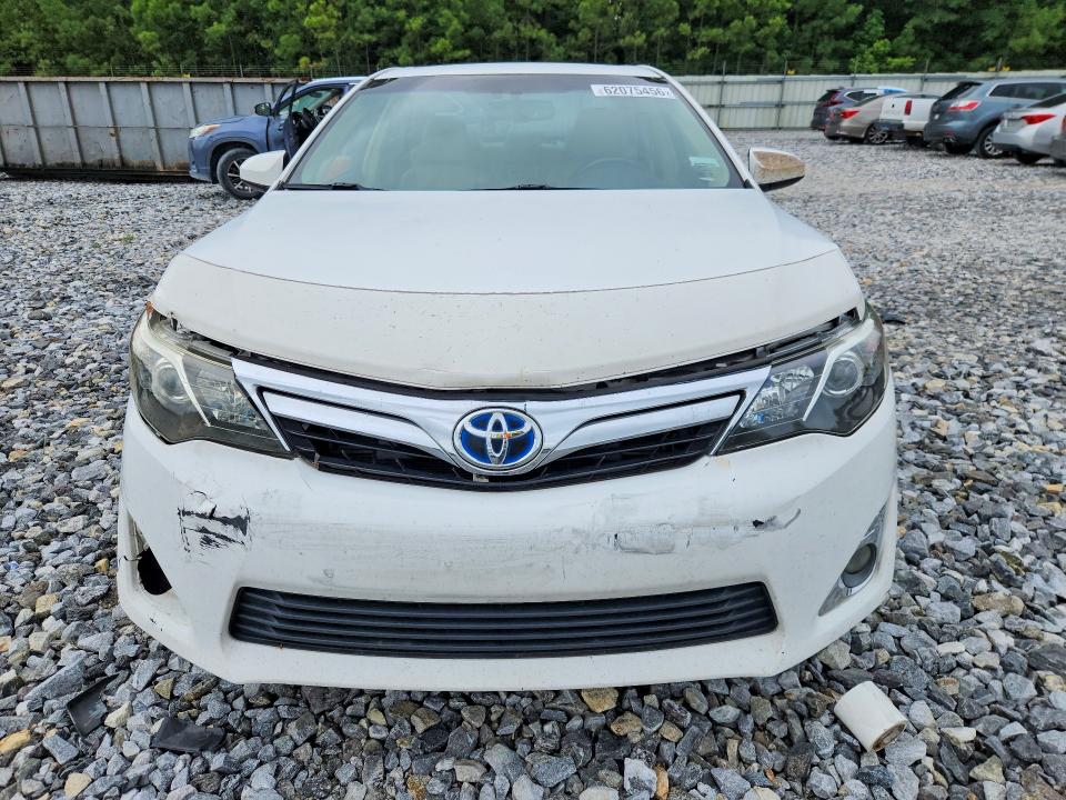 2014 Toyota Camry Hybrid მანქანა იყიდება აუქციონზე, vin: 4T1BD1FK3EU117045, აუქციონის ნომერი: 62075456