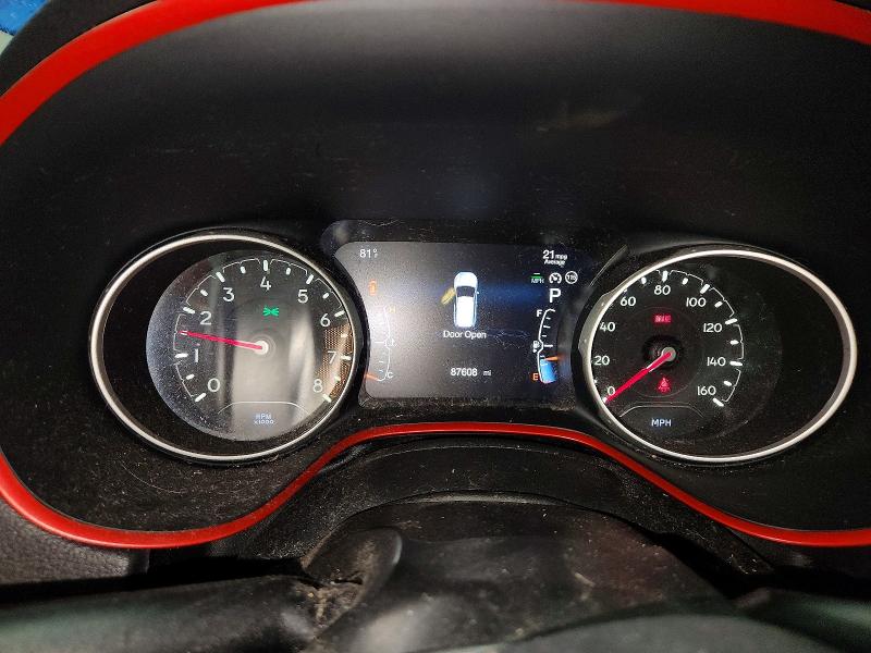 61113756 :رقم المزاد ، 3C4NJDDB0JT375168 vin ، 2018 Jeep Compass مزاد بيع