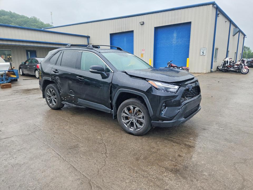 62877646 :رقم المزاد ، 2T3B6RFV3RW082040 vin ، 2024 Toyota Rav4 مزاد بيع