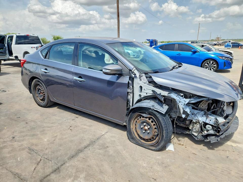 Aukcja sprzedaży 2017 Nissan Sentra, vin: 3N1AB7AP7HY268602, numer aukcji: 61718036