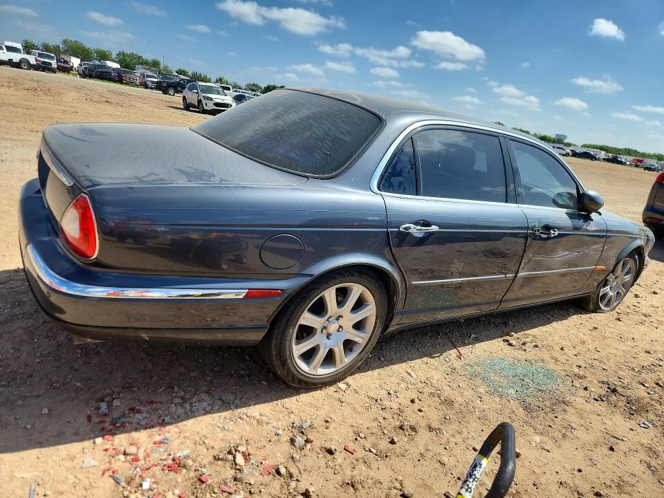 2005 Jaguar Xj8 მანქანა იყიდება აუქციონზე, vin: SAJWA79C55SG49077, აუქციონის ნომერი: 62712636