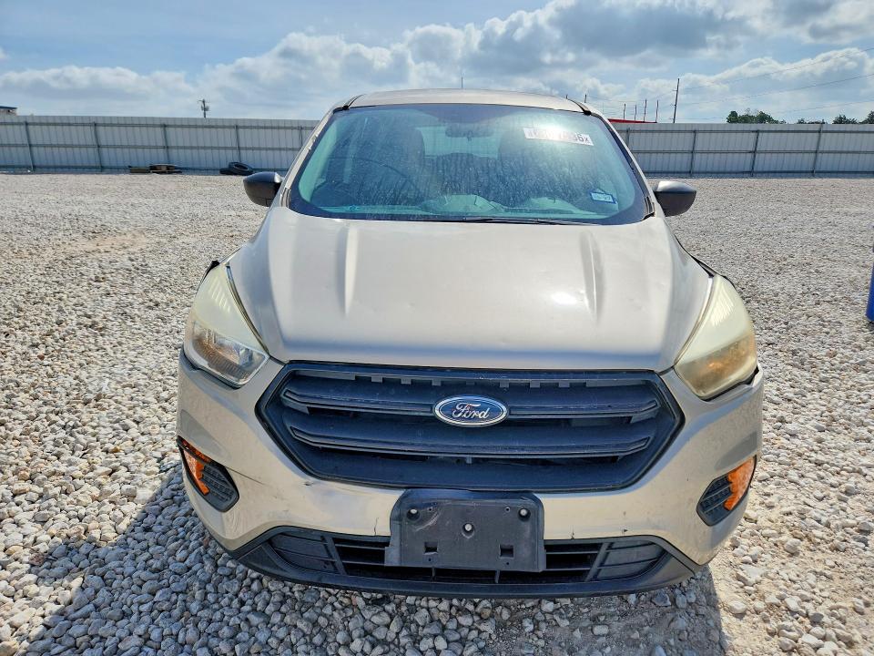 63007536 :رقم المزاد ، 1FMCU0F79HUE07921 vin ، 2017 Ford Escape مزاد بيع