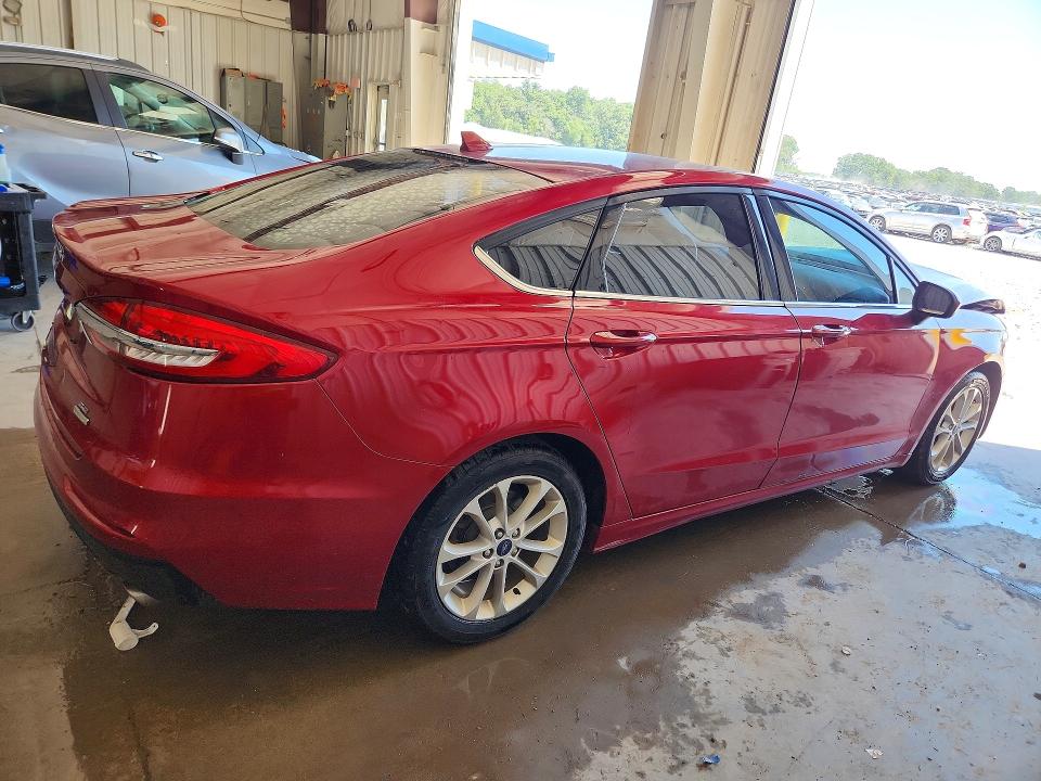 2020 Ford Fusion მანქანა იყიდება აუქციონზე, vin: 3FA6P0HDXLR110173, აუქციონის ნომერი: 60639096
