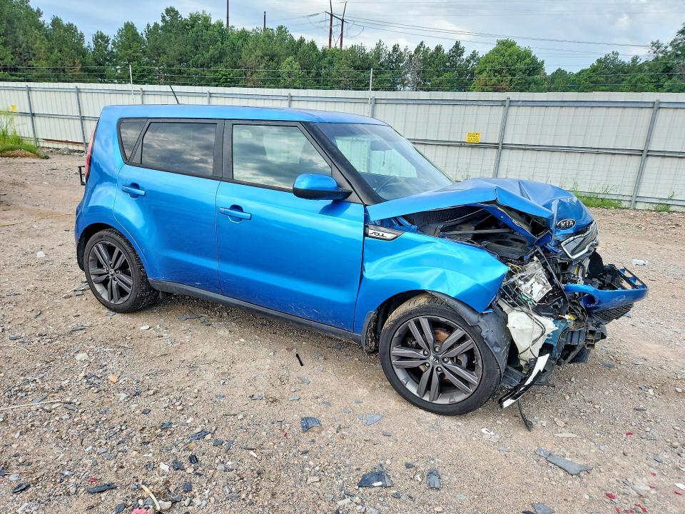 61307036 :رقم المزاد ، KNDJP3A57F7220036 vin ، 2015 Kia Soul مزاد بيع