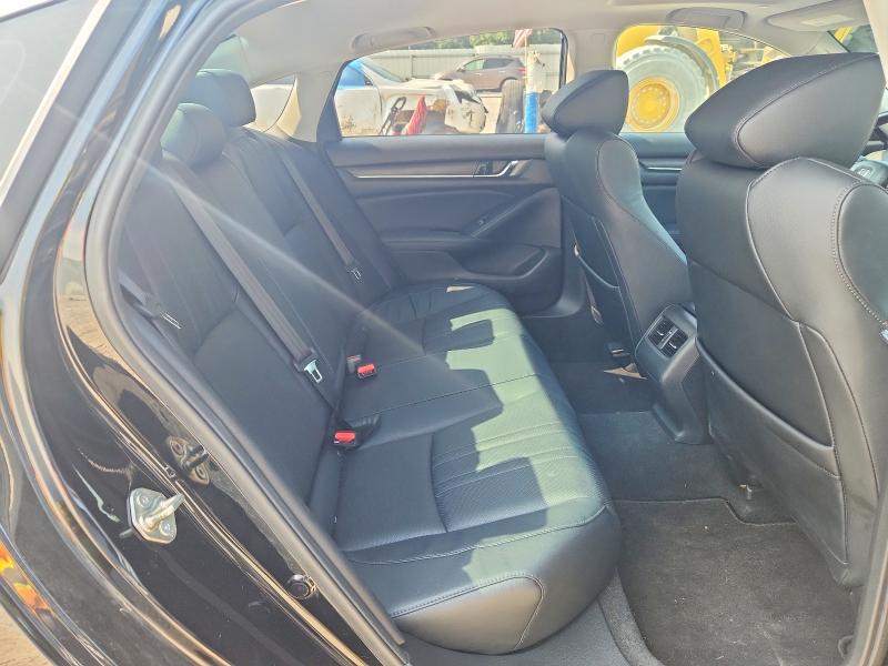 Продаж на аукціоні авто 2018 Honda Accord, vin: 1HGCV2F54JA031617, номер лоту: 60987196