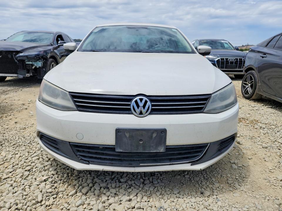 62015316 :رقم المزاد ، 3VWDP7AJ3DM406111 vin ، 2013 Volkswagen Jetta مزاد بيع