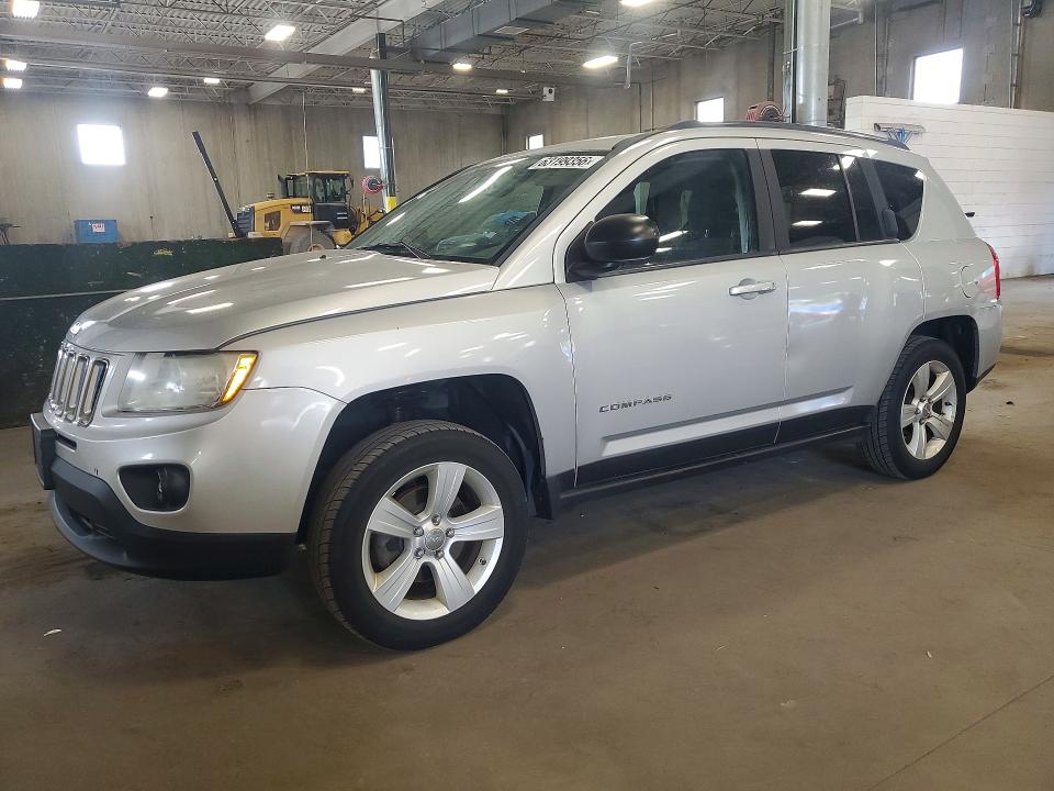 2012 Jeep Compass მანქანა იყიდება აუქციონზე, vin: 1C4NJDEB2CD572558, აუქციონის ნომერი: 63199356