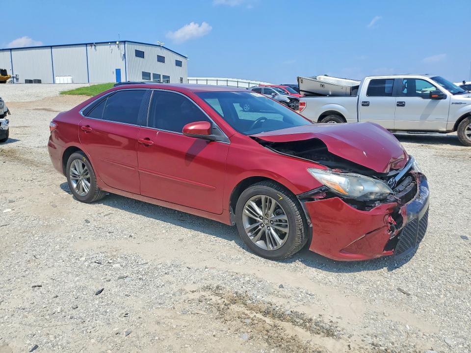 62885166 :رقم المزاد ، 4T1BF1FK9GU608538 vin ، 2016 Toyota Camry مزاد بيع