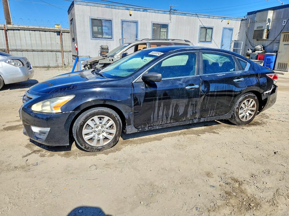 Auction sale of the 2015 Nissan Altima, vin: 1N4AL3AP1FN300236, lot number: 60330546