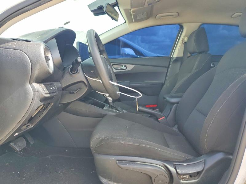 2021 Kia Forte მანქანა იყიდება აუქციონზე, vin: 3KPF24AD4ME288244, აუქციონის ნომერი: 62875366