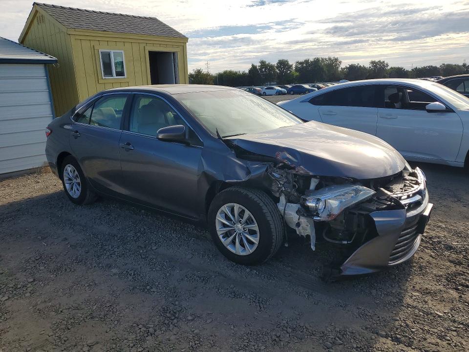 2016 Toyota Camry მანქანა იყიდება აუქციონზე, vin: 4T4BF1FK7GR516950, აუქციონის ნომერი: 62162526