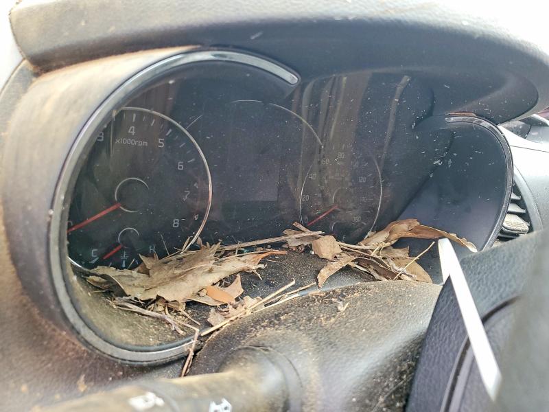 61041736 :رقم المزاد ، 3KPFK4A77JE211907 vin ، 2018 Kia Forte مزاد بيع