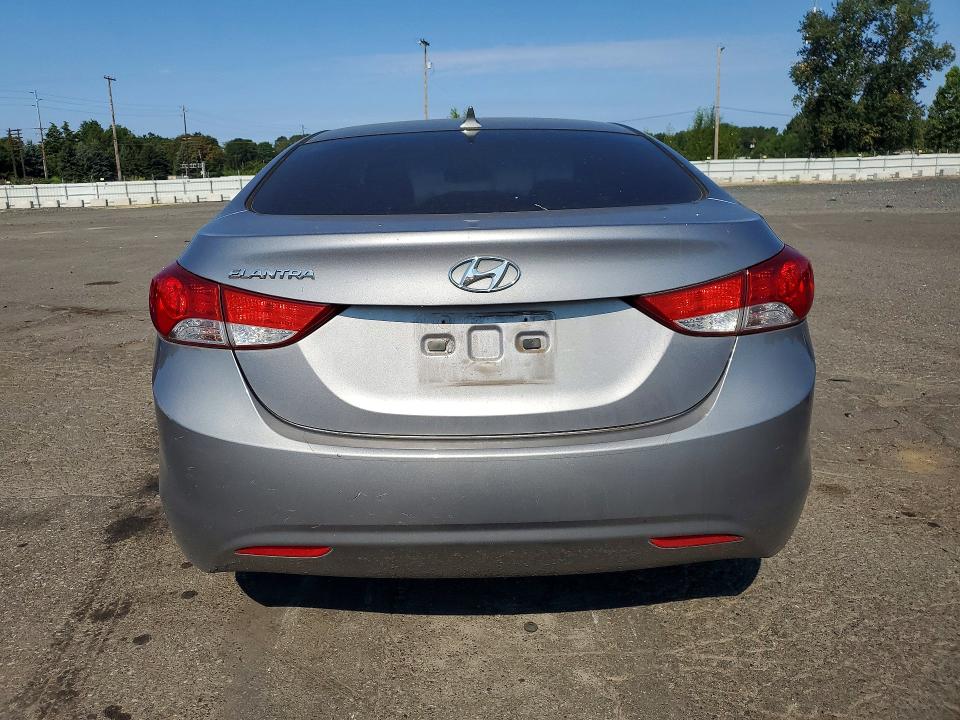 61210606 :رقم المزاد ، KMHDH4AE6DU489722 vin ، 2013 Hyundai Elantra مزاد بيع