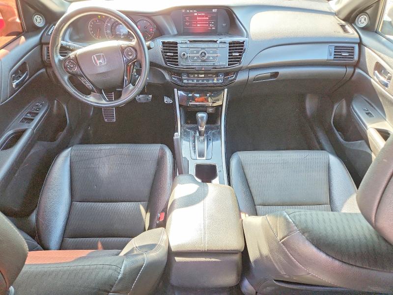 Продажа на аукционе авто 2017 Honda Accord, vin: 1HGCR2F59HA272720, номер лота: 63406526