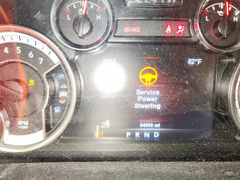 59230236 :رقم المزاد ، 1C6RR7MT2JS109714 vin ، 2018 Ram 1500 مزاد بيع