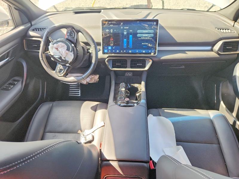 Продажа на аукционе авто 2024 Vinfast Trading And Production Vf 8, vin: RLLV1AFA6RH004888, номер лота: 63010156