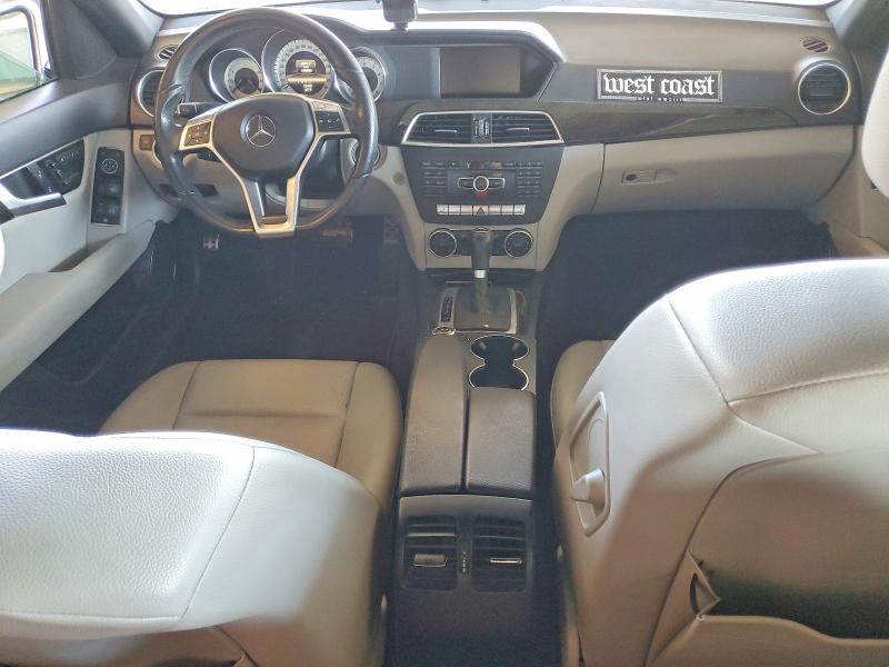Продажа на аукционе авто 2013 Mercedes-benz C, vin: WDDGF4HB2DA873717, номер лота: 59847206