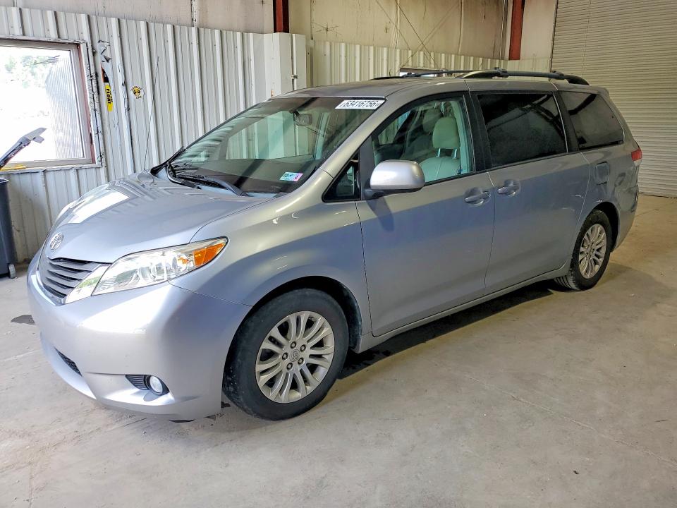 Продажа на аукционе авто 2014 Toyota Sienna, vin: 5TDYK3DCXES469149, номер лота: 63416756