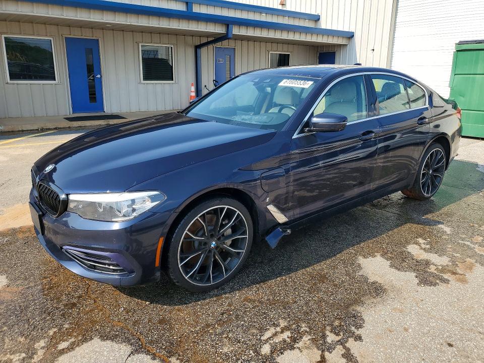 Продаж на аукціоні авто 2019 Bmw 530xe, vin: WBAJB1C5XKB375586, номер лоту: 61605536