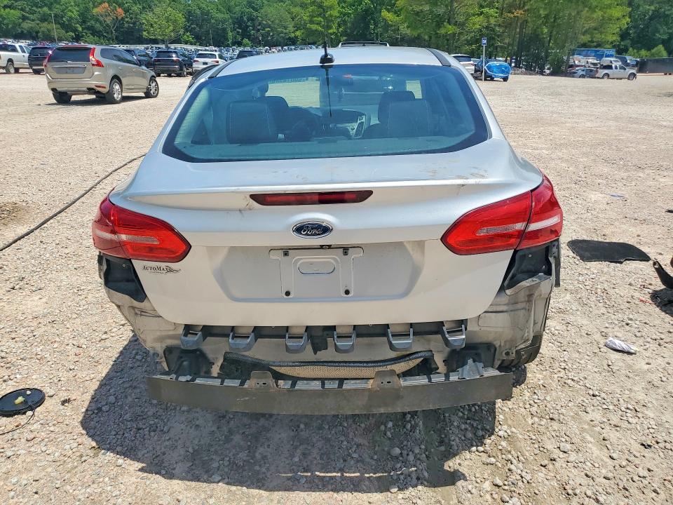 2015 Ford Focus მანქანა იყიდება აუქციონზე, vin: 1FADP3F26FL375783, აუქციონის ნომერი: 60018946