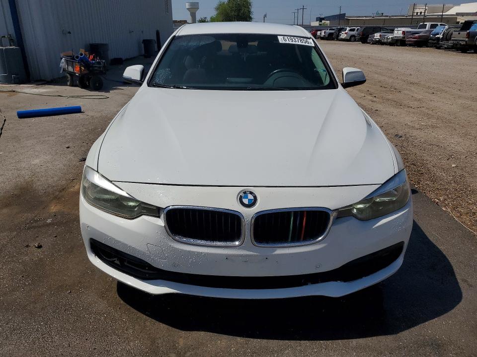 Продажа на аукционе авто 2017 Bmw 320, vin: WBA8E1G57HNU12939, номер лота: 61937856