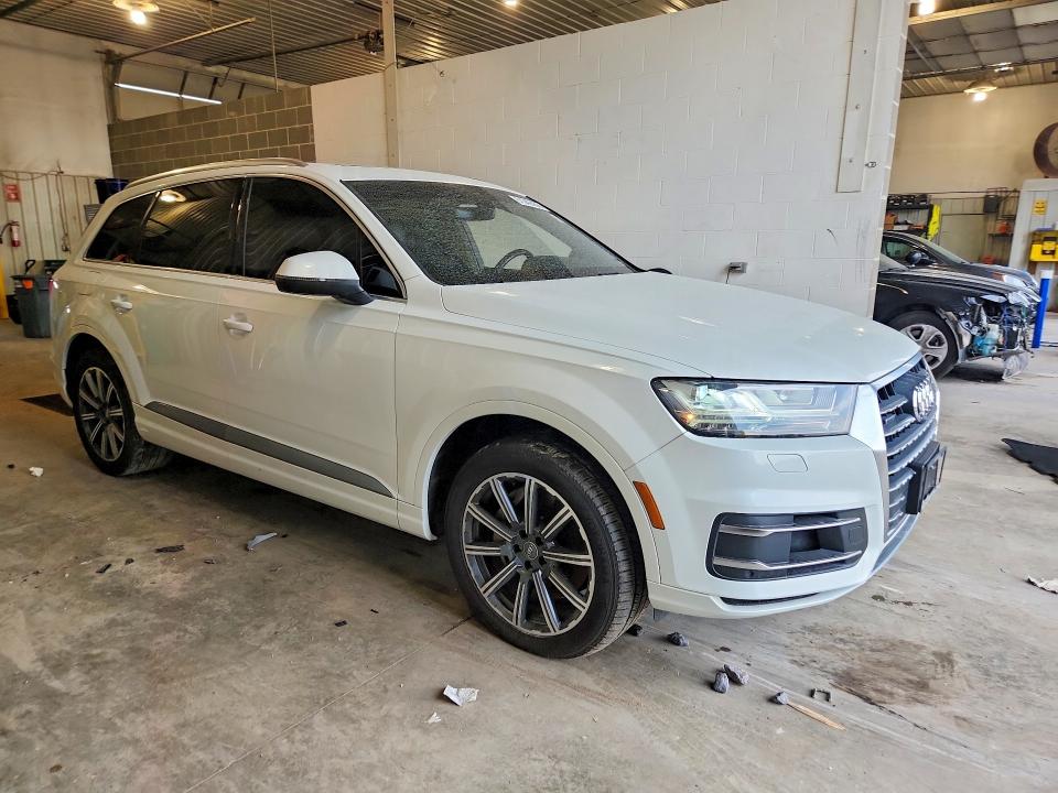 61342456 :رقم المزاد ، WA1VAAF7XHD006707 vin ، 2017 Audi Q7 مزاد بيع
