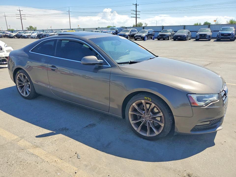 2014 Audi A5 მანქანა იყიდება აუქციონზე, vin: WAULFAFR4EA019995, აუქციონის ნომერი: 60018746