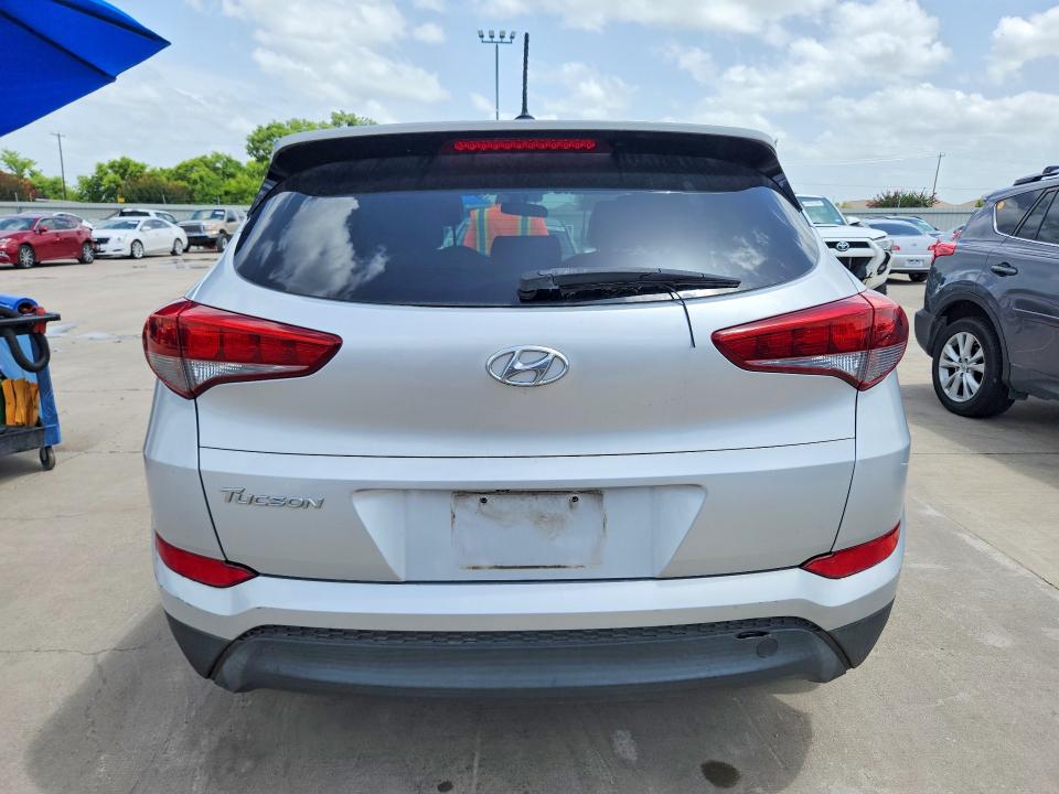 2017 Hyundai Tucson მანქანა იყიდება აუქციონზე, vin: KM8J23A45HU463804, აუქციონის ნომერი: 60899786