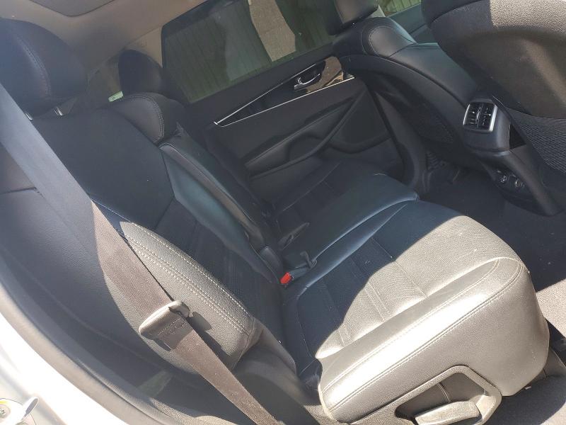 62785396 :رقم المزاد ، 5XYPHDA5XKG590200 vin ، 2019 Kia Sorento مزاد بيع